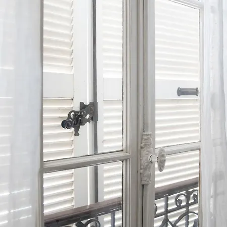 Appartamento Bnbnova - Eiffel Tower & Les Invalides - 1Br *